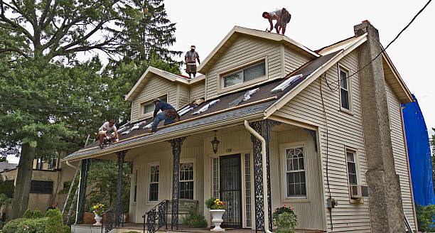 Best Flat Roof Repair Services  in Pawcatuck, CT